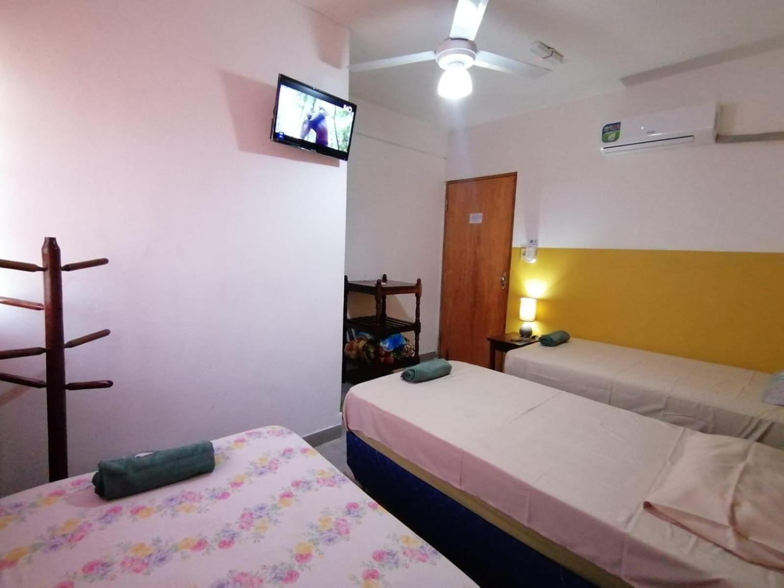 Remember Py Hotel Luque Exterior photo
